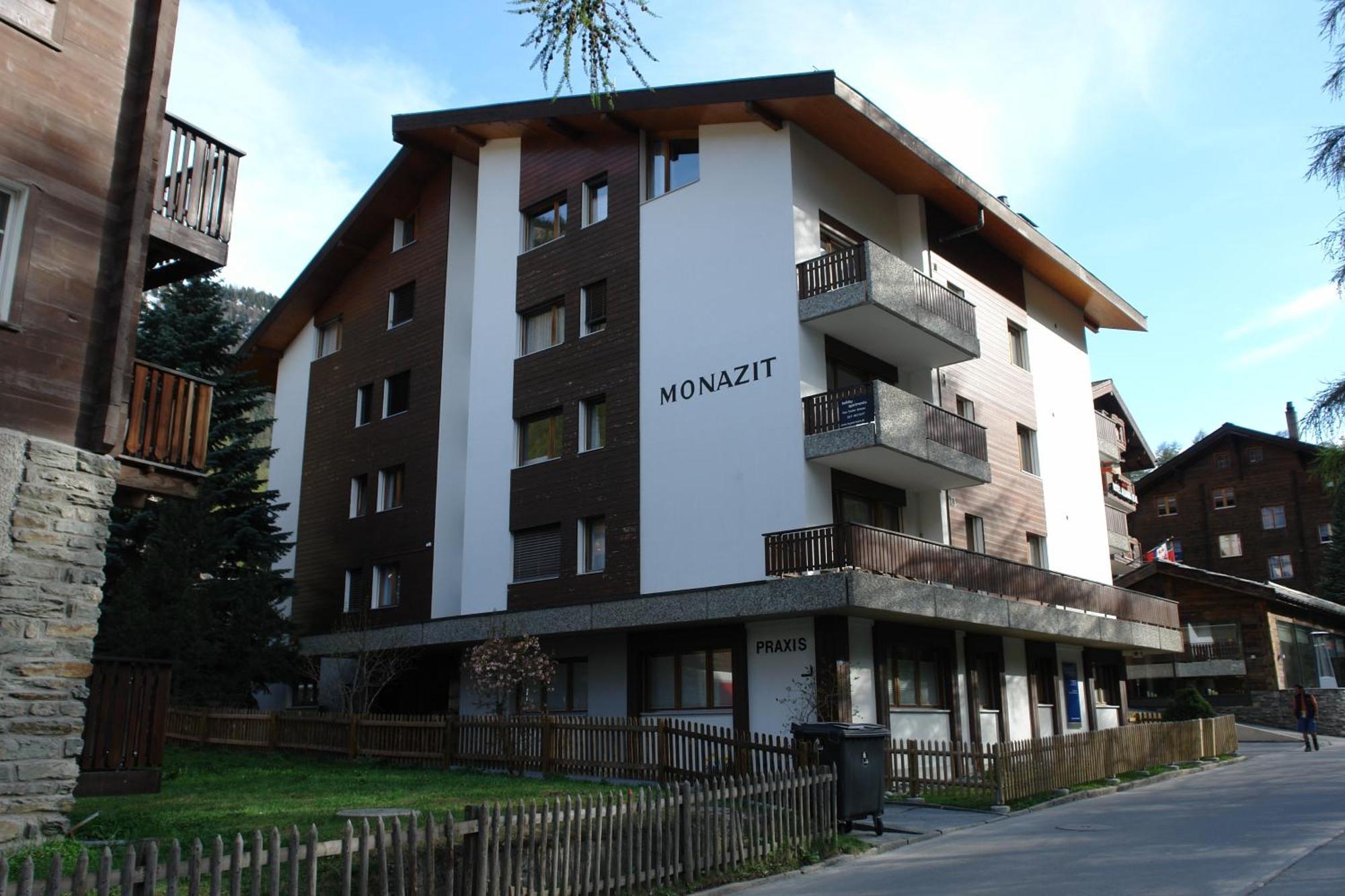 Myzermatt Monazit Apartment Екстериор снимка